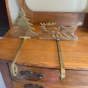 Studio Nova Pair of Brass Christmas Tree & Reindeer / Sleigh Stocking Holders